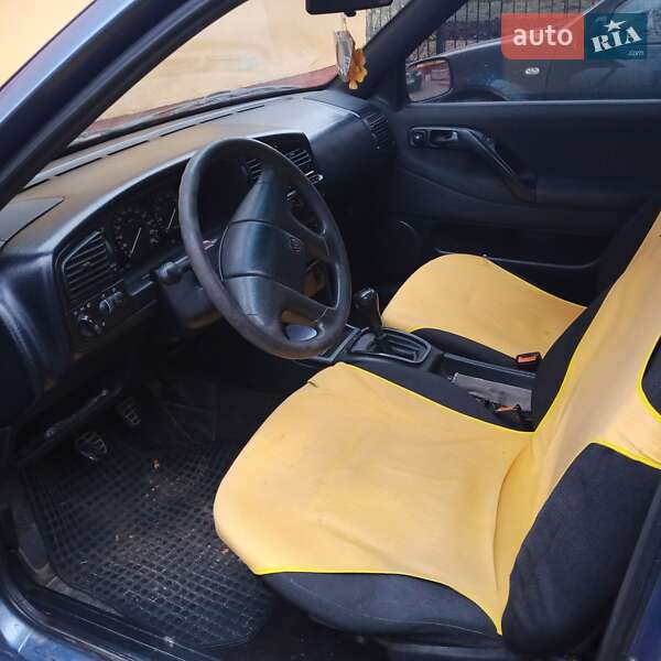 Седан Volkswagen Passat 1996 в Львове