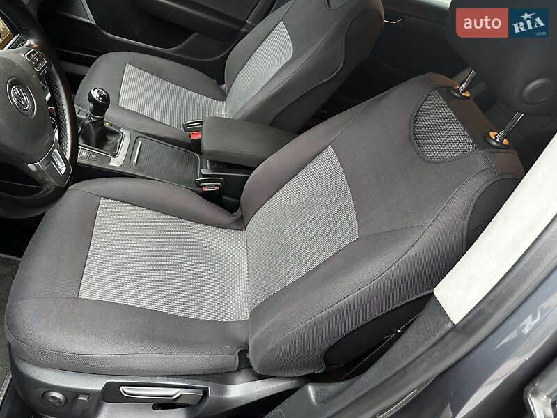 Универсал Volkswagen Passat 2013 в Виннице фото 17 Универсал Volkswagen Passat 2013 в Виннице