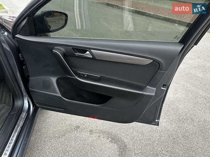 Универсал Volkswagen Passat 2013 в Виннице фото 23 Универсал Volkswagen Passat 2013 в Виннице