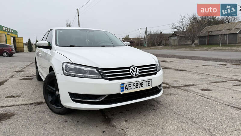 Седан Volkswagen Passat 2013 в Кривом Роге фото 2 Седан Volkswagen Passat 2013 в Кривом Роге