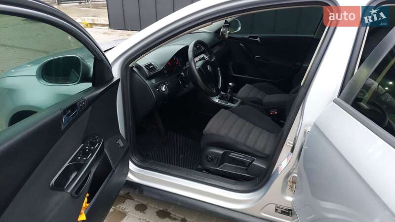 Универсал Volkswagen Passat 2006 в Каменец-Подольском