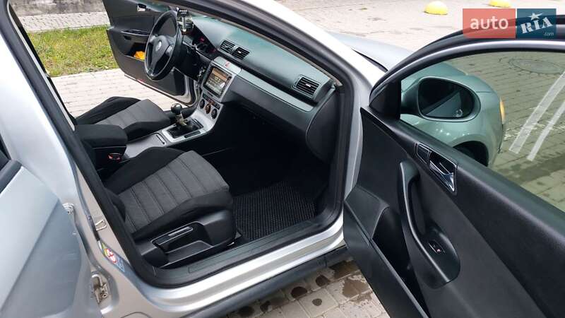 Универсал Volkswagen Passat 2006 в Каменец-Подольском