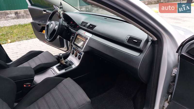 Универсал Volkswagen Passat 2006 в Каменец-Подольском