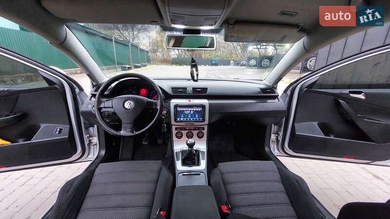 Универсал Volkswagen Passat 2006 в Каменец-Подольском