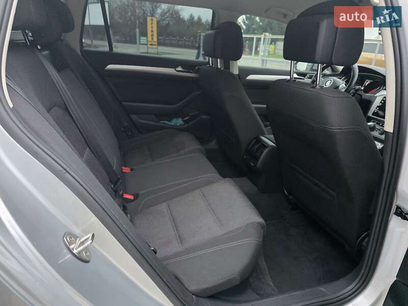 Универсал Volkswagen Passat 2019 в Снятине