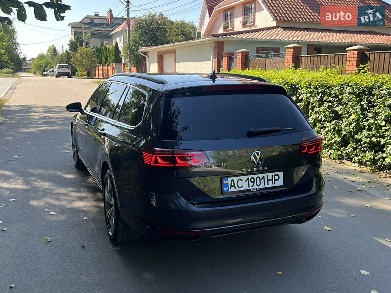 Универсал Volkswagen Passat 2020 в Киеве