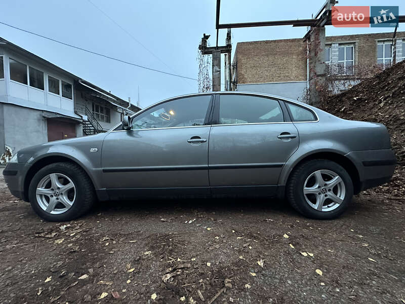 Седан Volkswagen Passat 2003 в Ровно фото 8 Седан Volkswagen Passat 2003 в Ровно