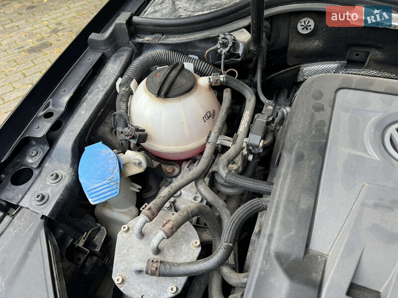 Универсал Volkswagen Passat 2014 в Дрогобыче