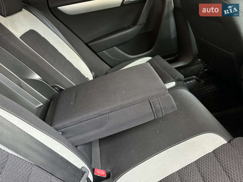 Универсал Volkswagen Passat 2014 в Дрогобыче