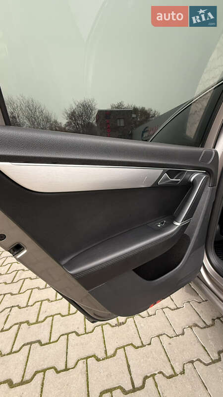 Универсал Volkswagen Passat 2011 в Луцке