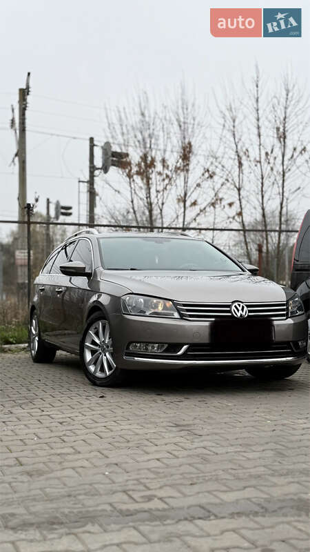 Универсал Volkswagen Passat 2011 в Луцке