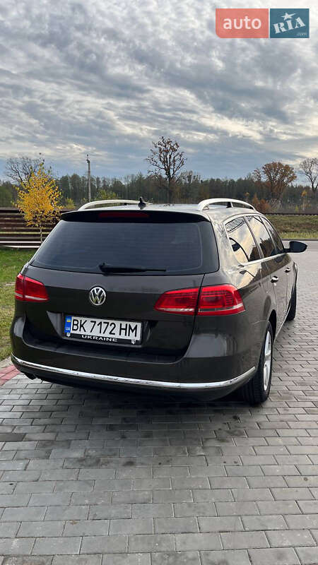Универсал Volkswagen Passat 2014 в Сарнах фото 12 Универсал Volkswagen Passat 2014 в Сарнах