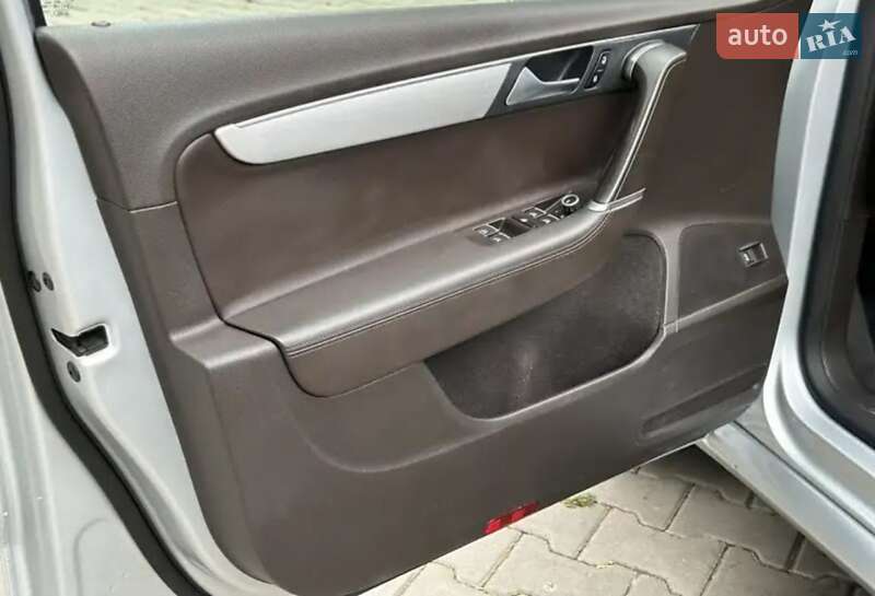 Универсал Volkswagen Passat 2012 в Золочеве фото 12 Универсал Volkswagen Passat 2012 в Золочеве