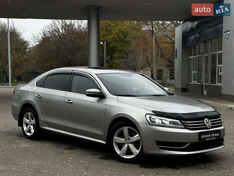 Седан Volkswagen Passat 2012 в Миколаєві