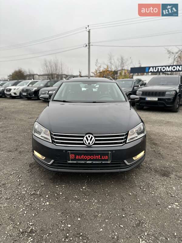 Volkswagen Passat 2011