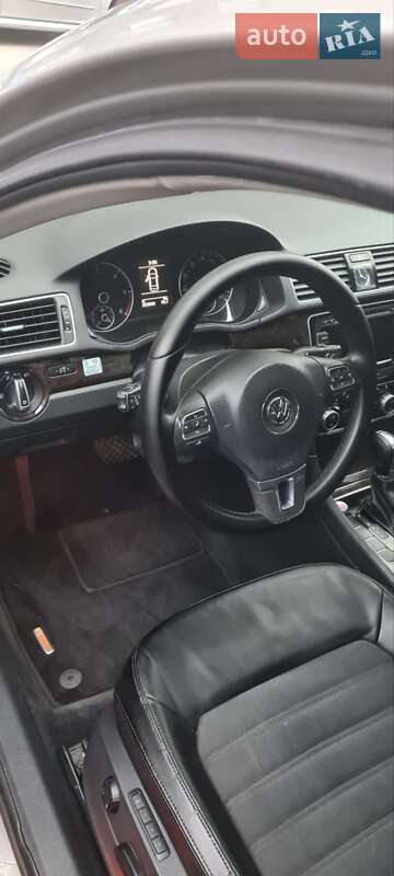 Седан Volkswagen Passat 2013 в Броварах