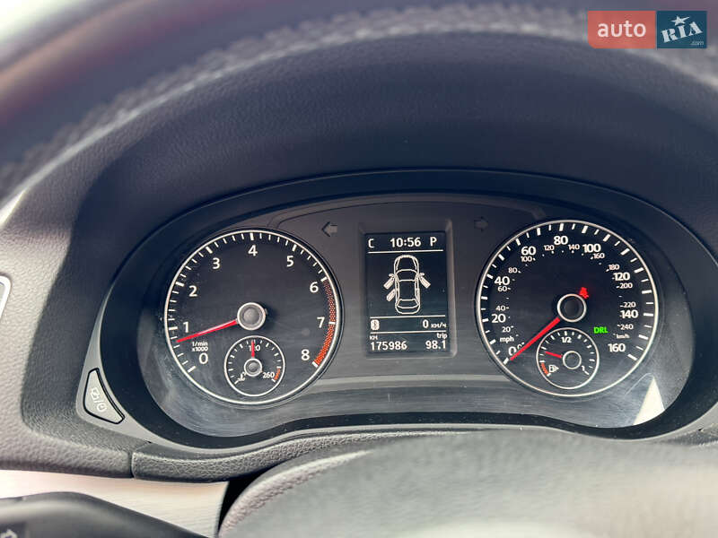 Седан Volkswagen Passat 2013 в Броварах