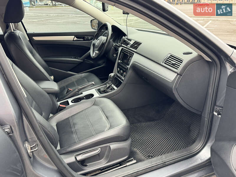 Седан Volkswagen Passat 2013 в Броварах