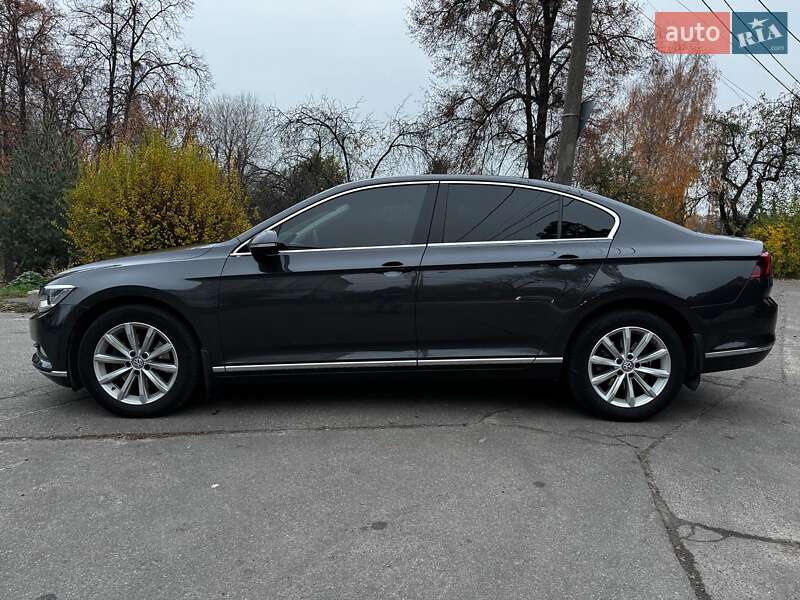 Седан Volkswagen Passat 2018 в Киеве фото 21 Седан Volkswagen Passat 2018 в Киеве