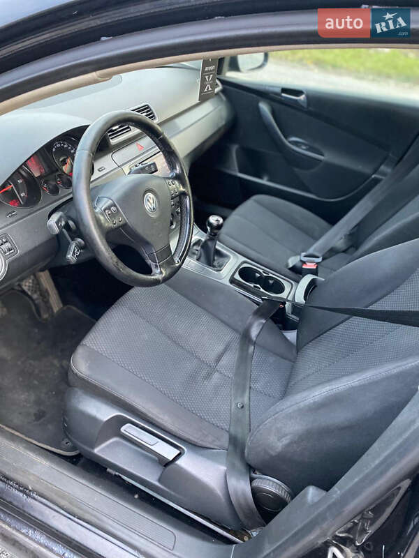 Универсал Volkswagen Passat 2007 в Киеве