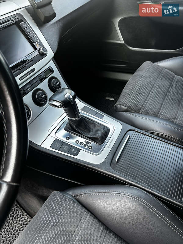 Универсал Volkswagen Passat 2008 в Березному фото 23 Универсал Volkswagen Passat 2008 в Березному