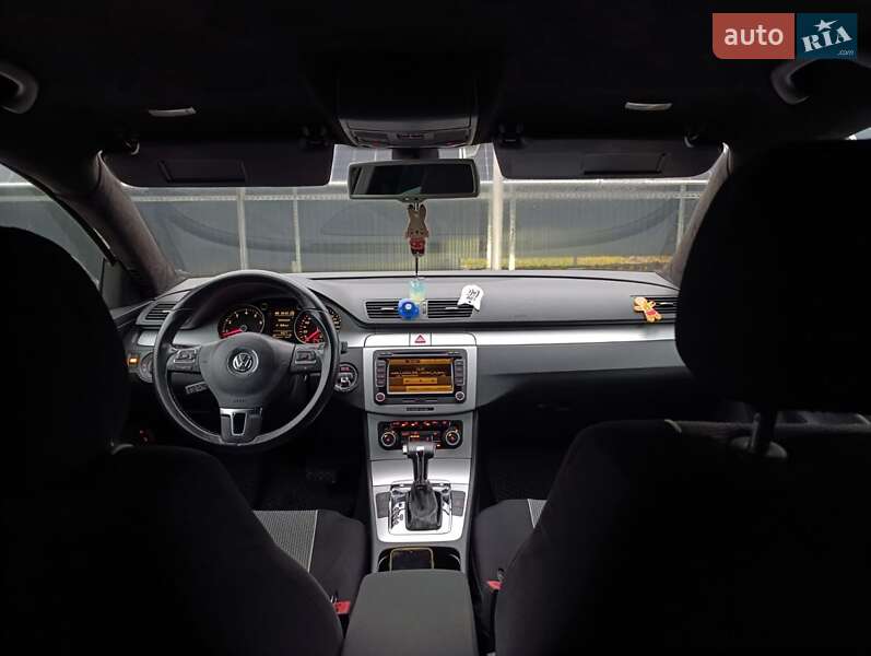 Универсал Volkswagen Passat 2009 в Луцке