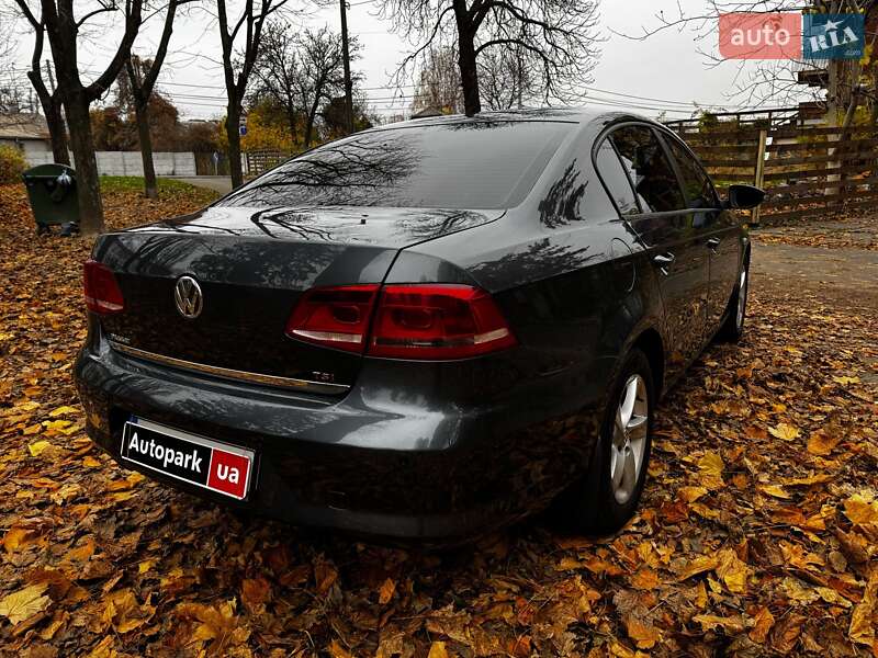 Седан Volkswagen Passat 2011 в Киеве фото 6 Седан Volkswagen Passat 2011 в Киеве