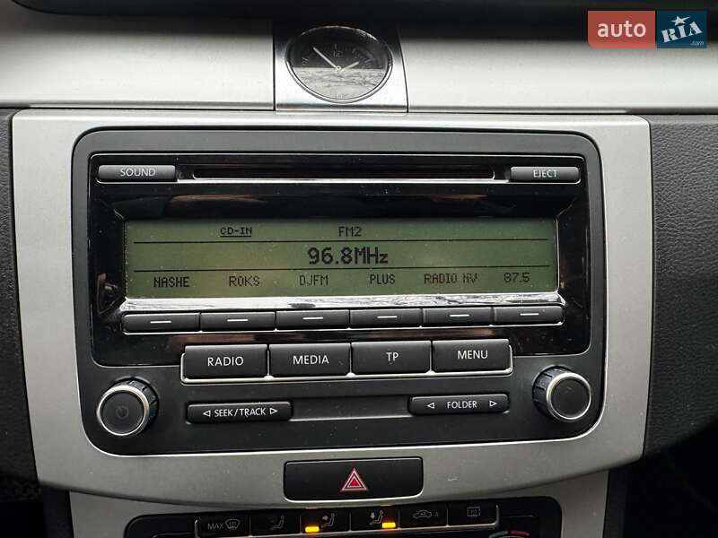 Седан Volkswagen Passat 2011 в Киеве фото 16 Седан Volkswagen Passat 2011 в Киеве