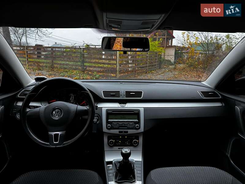 Седан Volkswagen Passat 2011 в Киеве фото 24 Седан Volkswagen Passat 2011 в Киеве