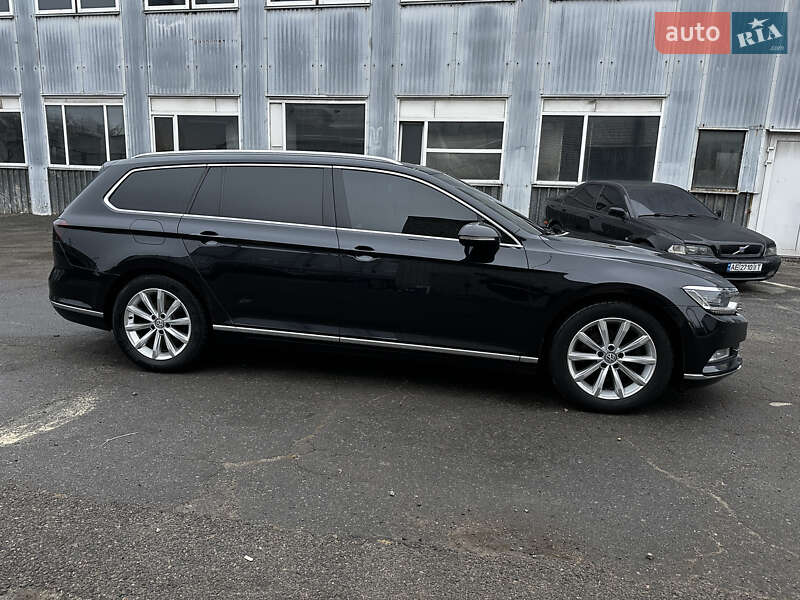 Универсал Volkswagen Passat 2017 в Днепре фото 4 Универсал Volkswagen Passat 2017 в Днепре