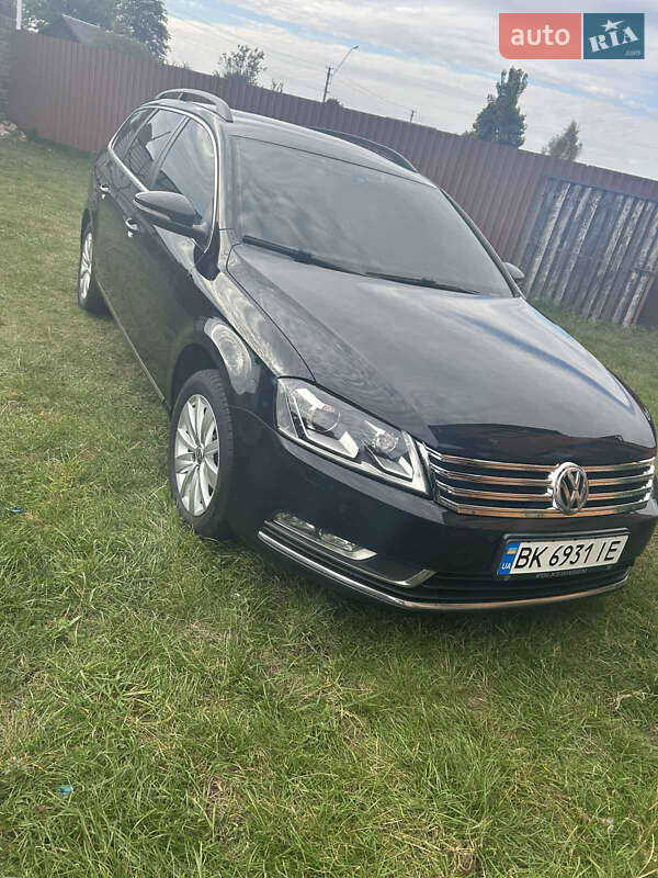 Универсал Volkswagen Passat 2011 в Сарнах фото 18 Универсал Volkswagen Passat 2011 в Сарнах
