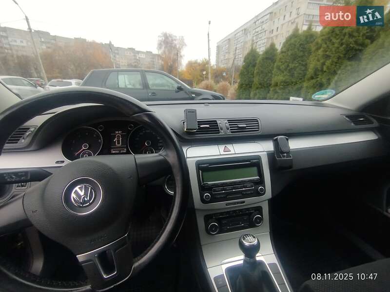 Универсал Volkswagen Passat 2010 в Черкассах