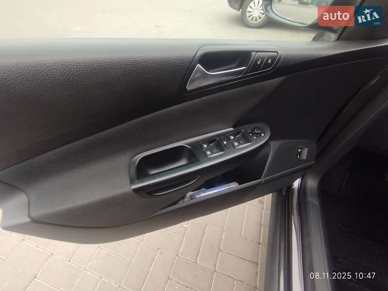 Универсал Volkswagen Passat 2010 в Черкассах