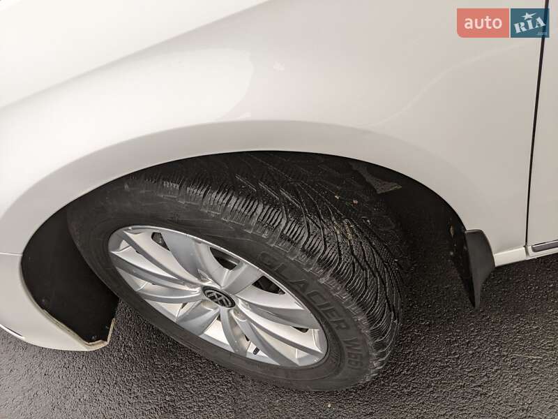 Седан Volkswagen Passat 2013 в Ивано-Франковске фото 3 Седан Volkswagen Passat 2013 в Ивано-Франковске