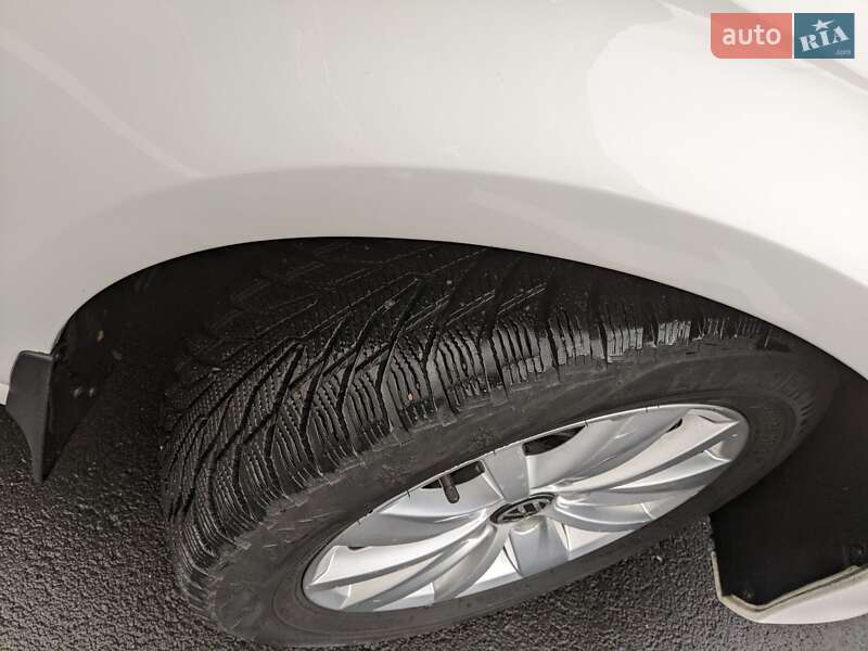 Седан Volkswagen Passat 2013 в Ивано-Франковске фото 12 Седан Volkswagen Passat 2013 в Ивано-Франковске