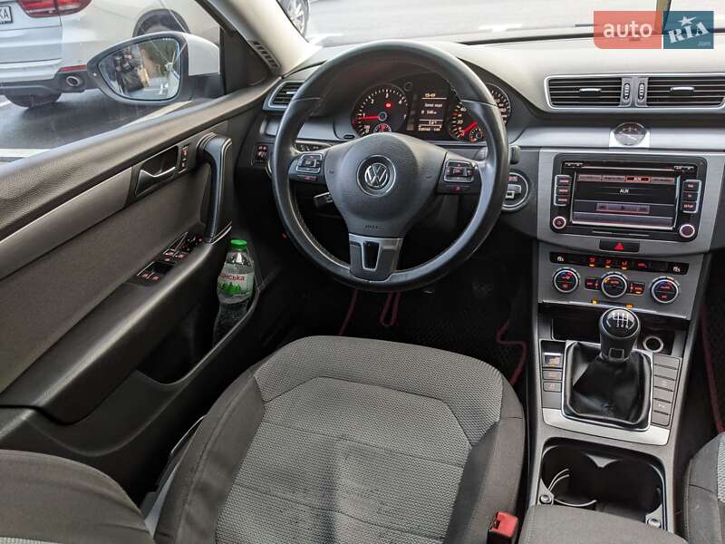 Седан Volkswagen Passat 2013 в Ивано-Франковске фото 52 Седан Volkswagen Passat 2013 в Ивано-Франковске