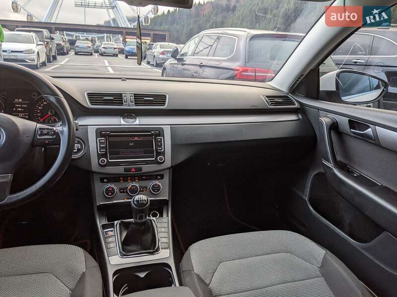 Седан Volkswagen Passat 2013 в Ивано-Франковске фото 56 Седан Volkswagen Passat 2013 в Ивано-Франковске