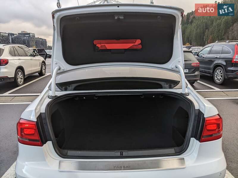 Седан Volkswagen Passat 2013 в Ивано-Франковске фото 65 Седан Volkswagen Passat 2013 в Ивано-Франковске