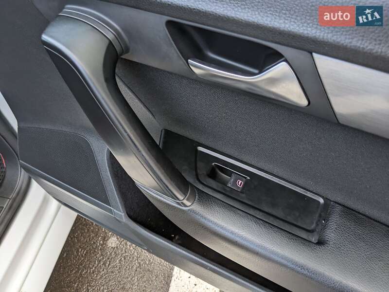 Седан Volkswagen Passat 2013 в Ивано-Франковске фото 70 Седан Volkswagen Passat 2013 в Ивано-Франковске