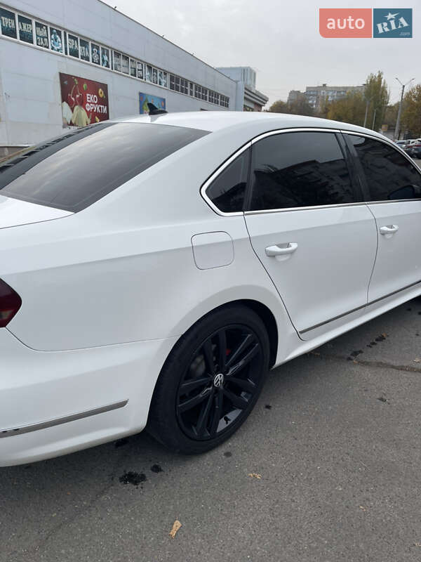 Седан Volkswagen Passat 2012 в Николаеве фото 5 Седан Volkswagen Passat 2012 в Николаеве