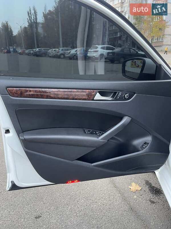 Седан Volkswagen Passat 2012 в Николаеве фото 12 Седан Volkswagen Passat 2012 в Николаеве