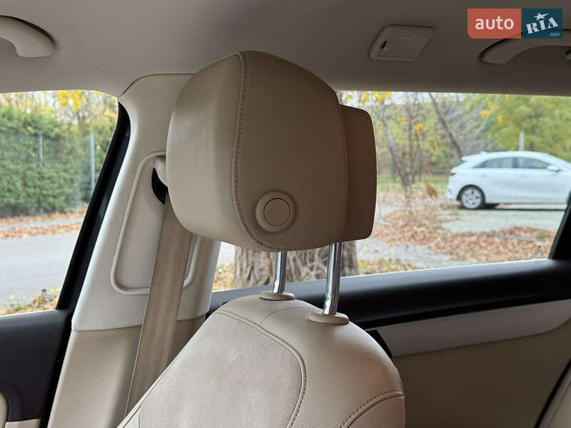 Универсал Volkswagen Passat 2011 в Киеве фото 23 Универсал Volkswagen Passat 2011 в Киеве