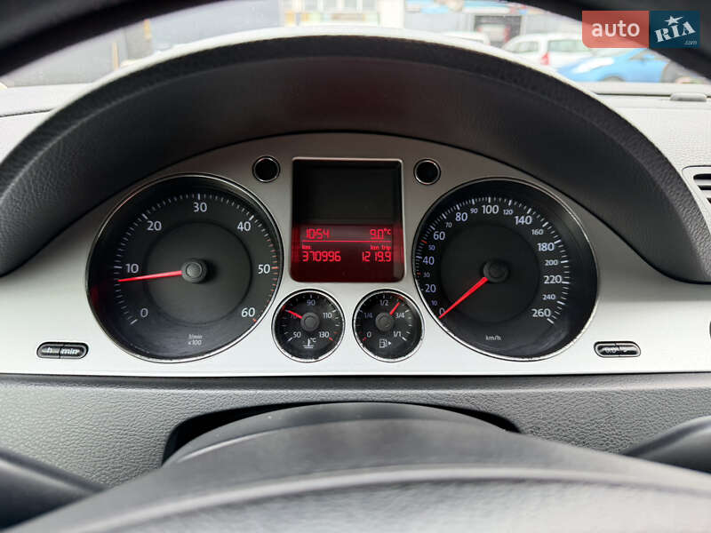 Универсал Volkswagen Passat 2007 в Ровно