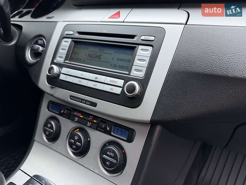 Универсал Volkswagen Passat 2007 в Ровно