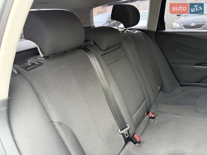 Универсал Volkswagen Passat 2007 в Ровно