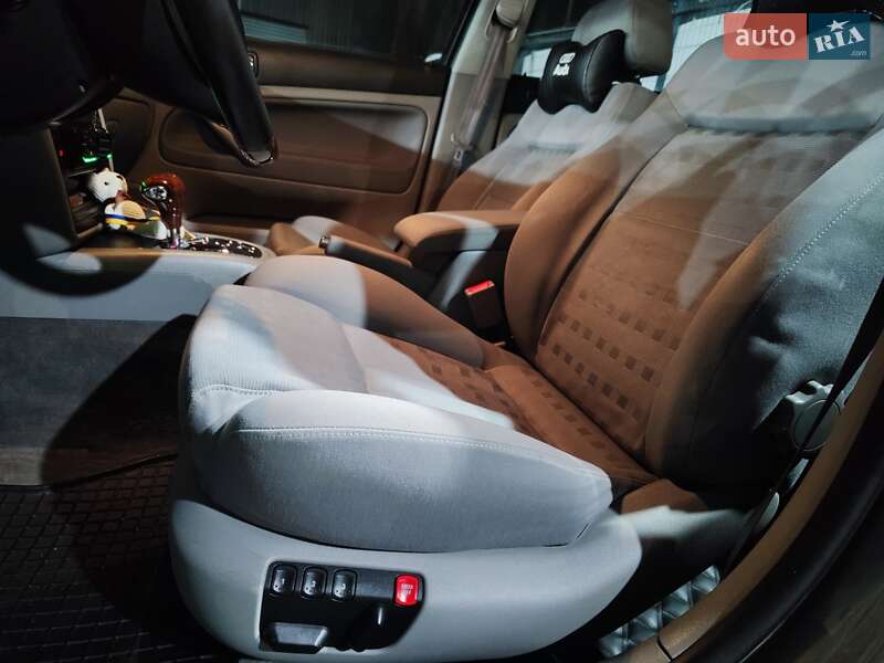 Седан Volkswagen Passat 2001 в Виннице