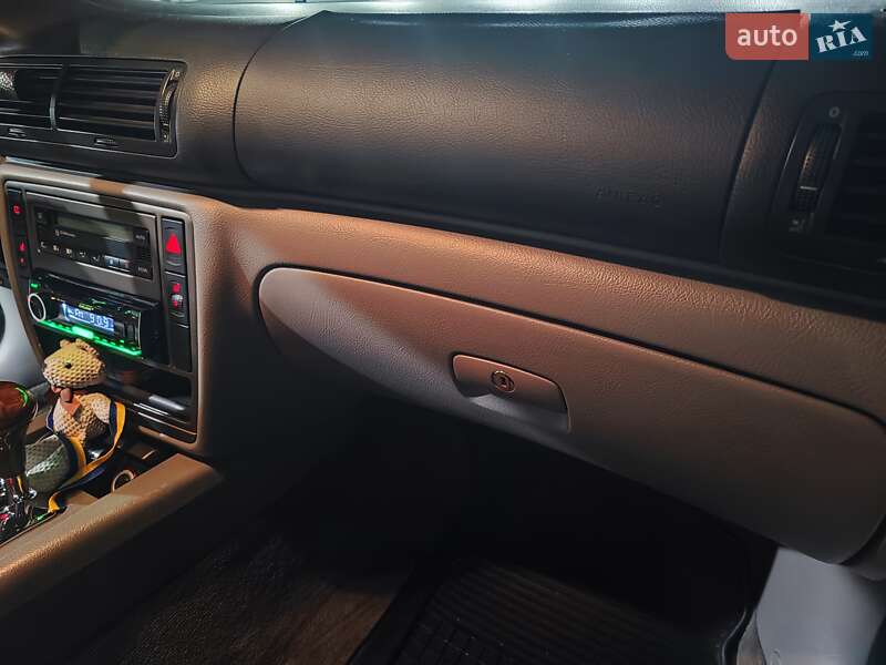 Седан Volkswagen Passat 2001 в Виннице