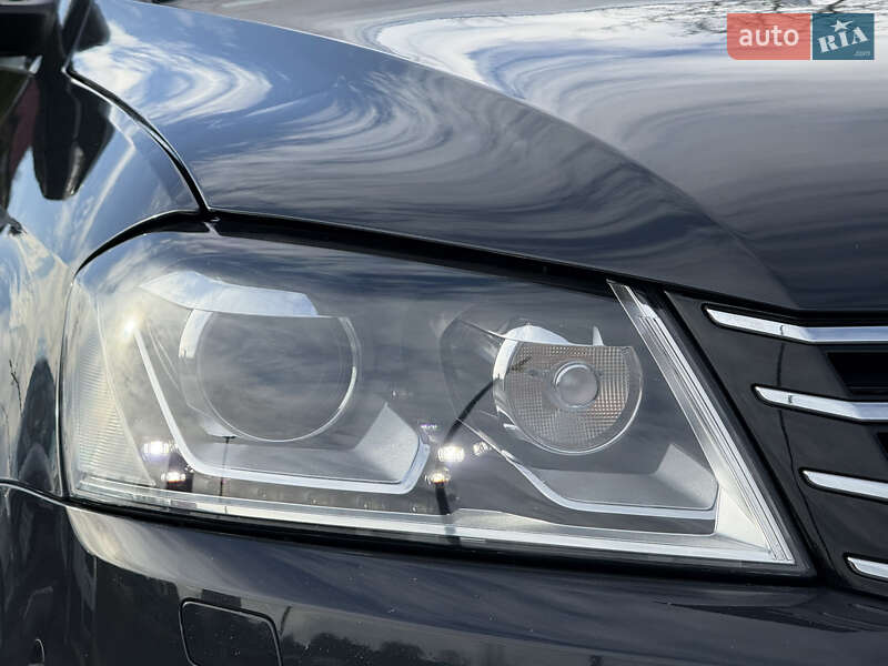 Универсал Volkswagen Passat 2011 в Стрые