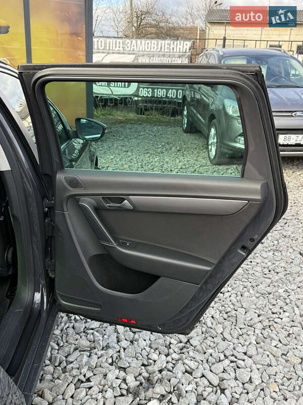 Универсал Volkswagen Passat 2011 в Стрые