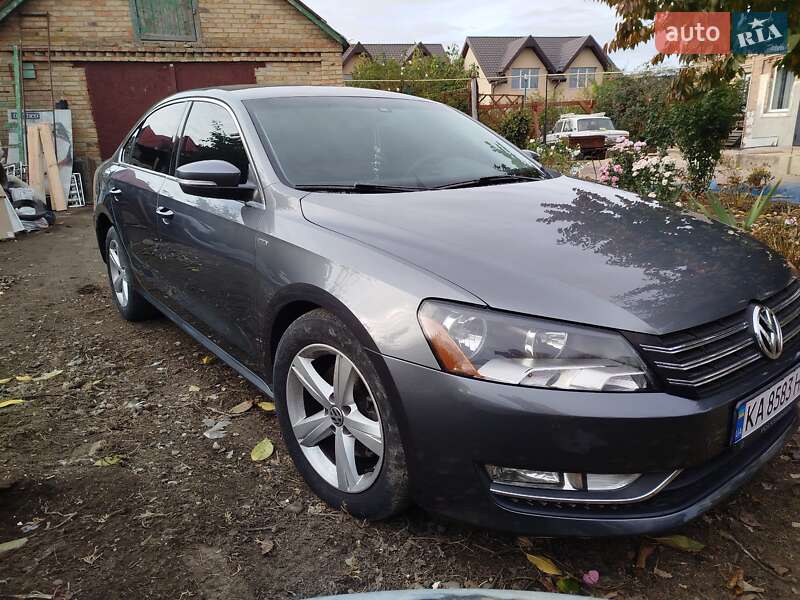 Седан Volkswagen Passat 2015 в Киеве фото 5 Седан Volkswagen Passat 2015 в Киеве